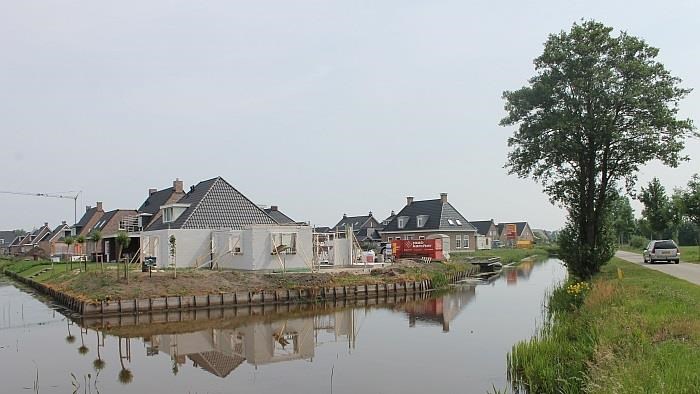 Staphorst heeft alle kavels in bouwplan Rouveen West IV aan de man gebracht - RTV Oost